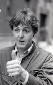 Paul McCartney 6 1982, NYC.jpg